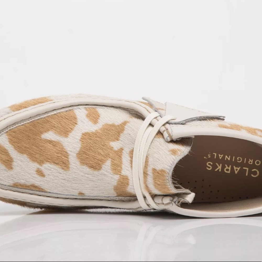 Clarks, Women's Wallabee Boot, Tan Cow Print, Brand New, 26165912 Size 10.5 - Picture 7 of 11